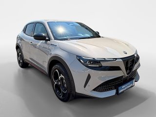 Alfa Romeo Junior 1.2 MHEV 100kW Speciale e-DCT6 Ibrid Automatik