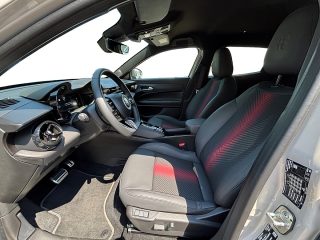 Alfa Romeo Junior 1.2 MHEV 100kW Speciale e-DCT6 Ibrid Automatik
