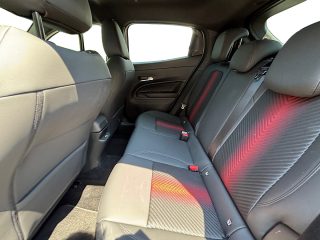 Alfa Romeo Junior 1.2 MHEV 100kW Speciale e-DCT6 Ibrid Automatik