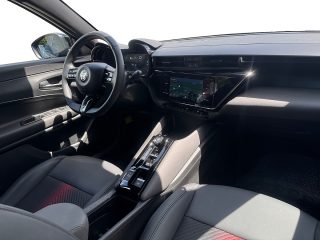 Alfa Romeo Junior Ibrida Speciale 1.2 MHEV e-DCT6